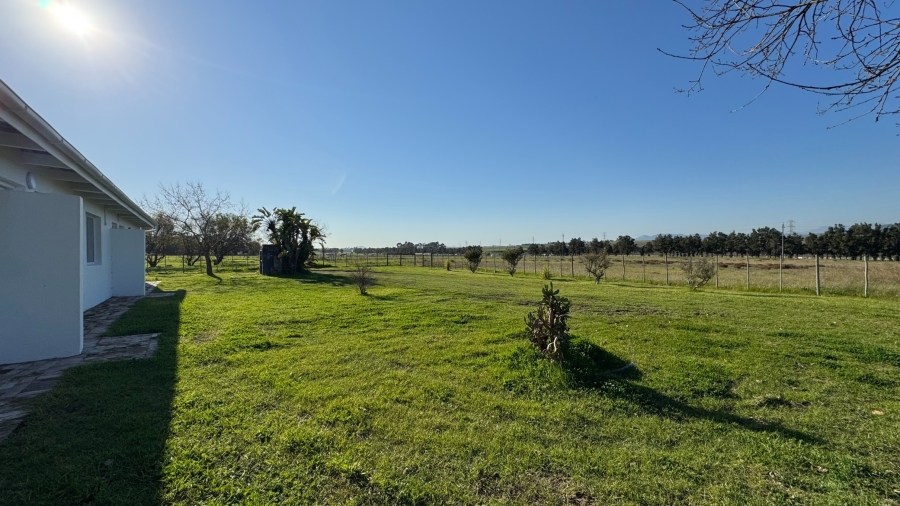 To Let commercial Property for Rent in Stellenbosch Farms Western Cape